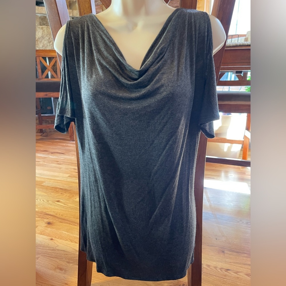 Cielo cold shoulder charcoal knit top Large